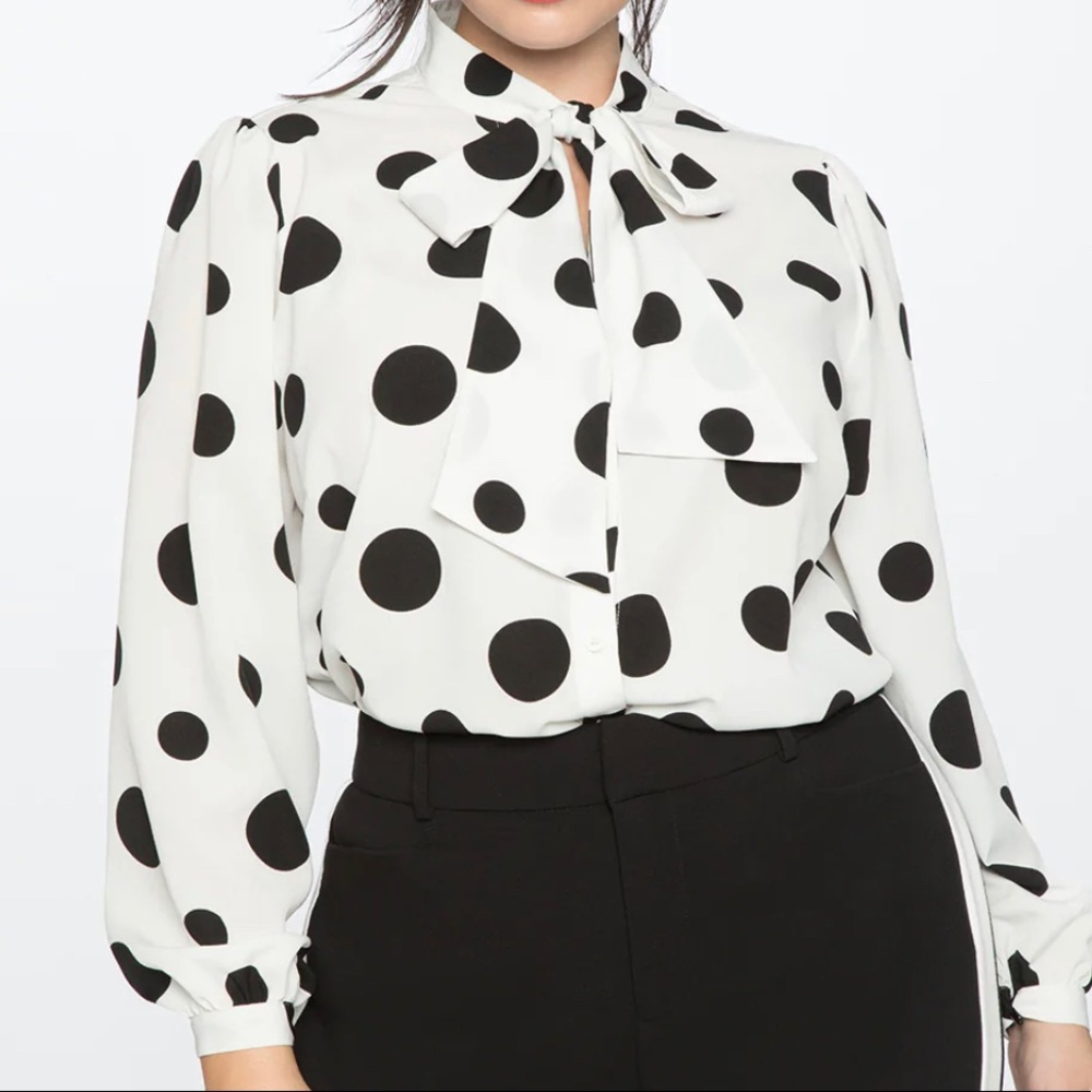 Beautiful polka dot ELOQUII blouse in size 16. For the office or any occasion.